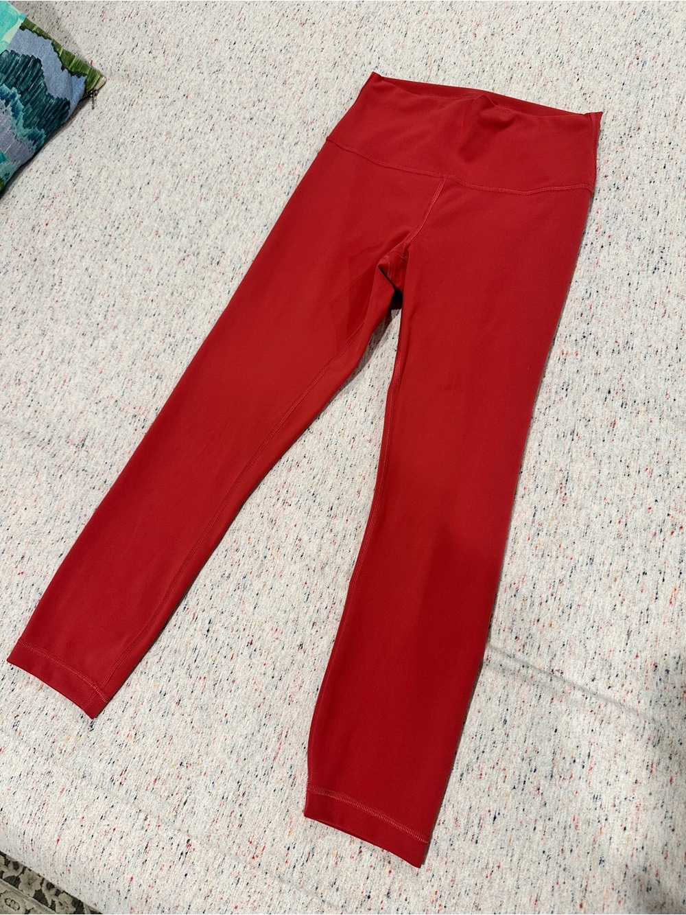 Lululemon Wunder Train High-Rise Crop 23"
Vintage Rose size 6